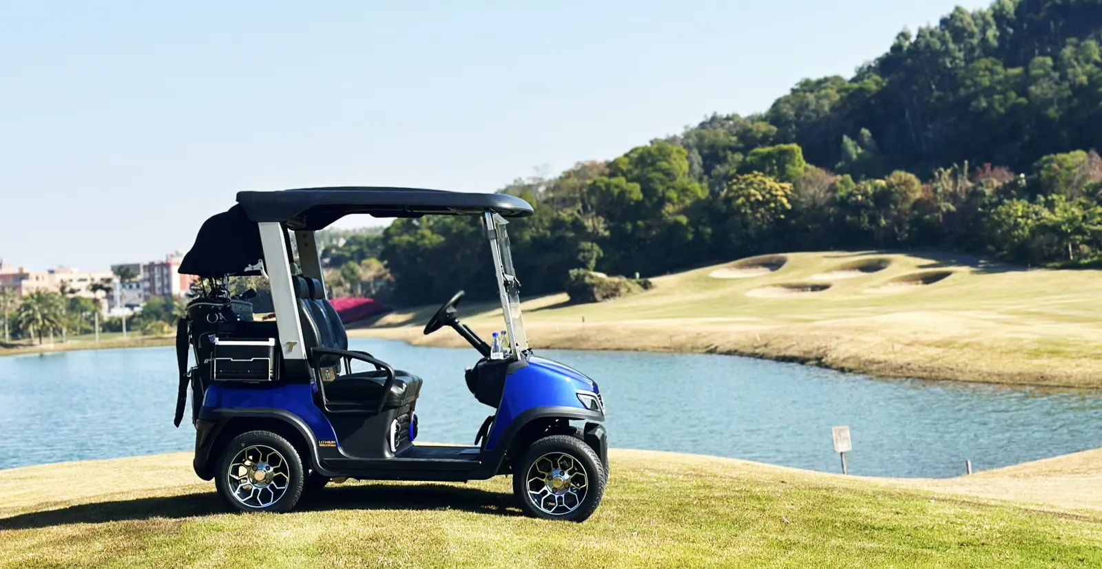 Tara Spirit Plus Medium Speed Vehicle on Course – Perfect Size for Style and Performance