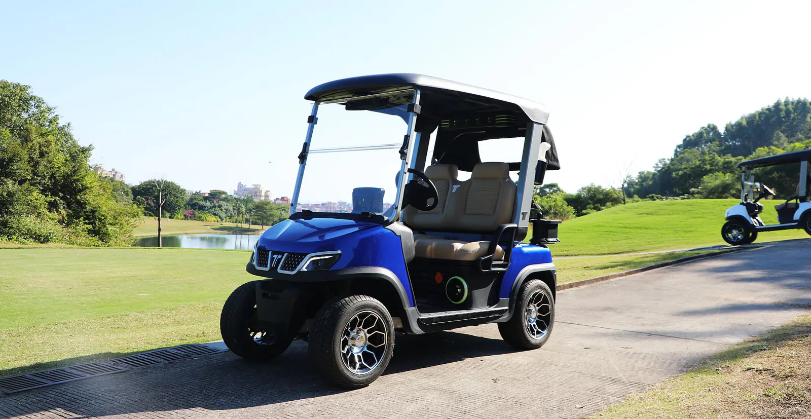 Tara Spirit Plus — premium electric medium speed vehicle on course