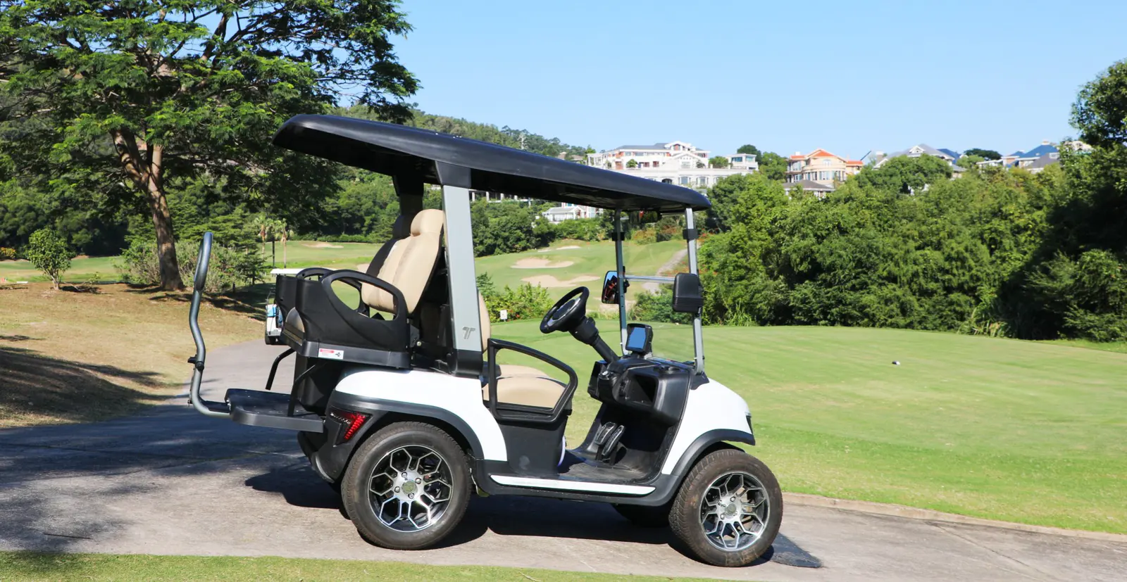 TARA Medium Speed Vehicles in Tourism, Campuses, and Communities